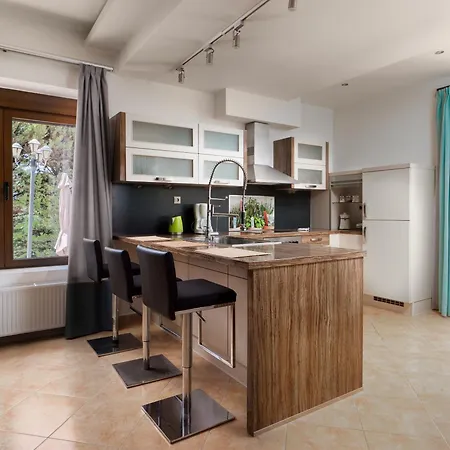 Gelios Villa 빌라 *