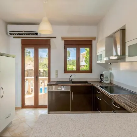 Gelios Villa *
